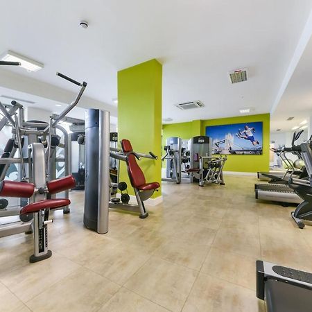 Cityscape Serenity: 10Th Floor Oasis Near City Airport, Excel & 02 Apartment London Exterior photo