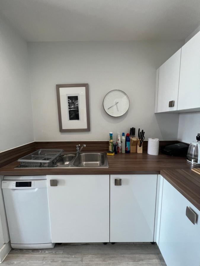 Cityscape Serenity: 10Th Floor Oasis Near City Airport, Excel & 02 Apartment London Exterior photo